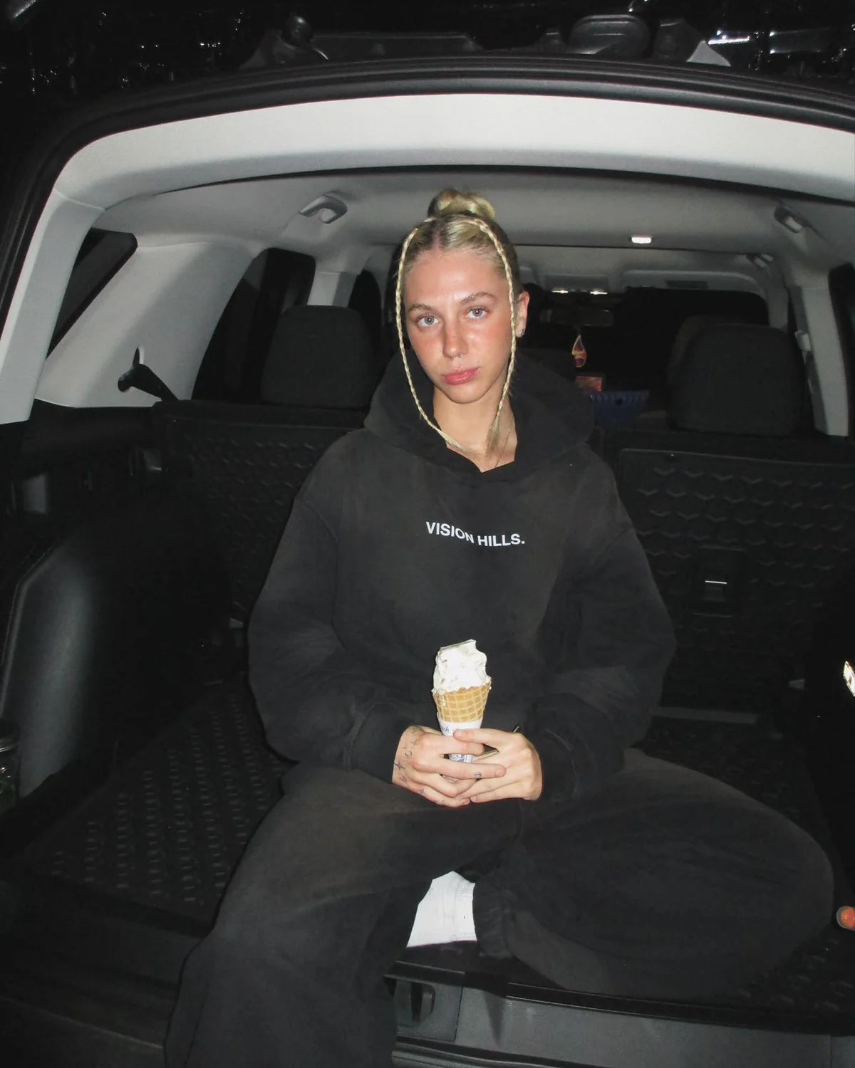 VH HOODIE | HEAVYWEIGHT