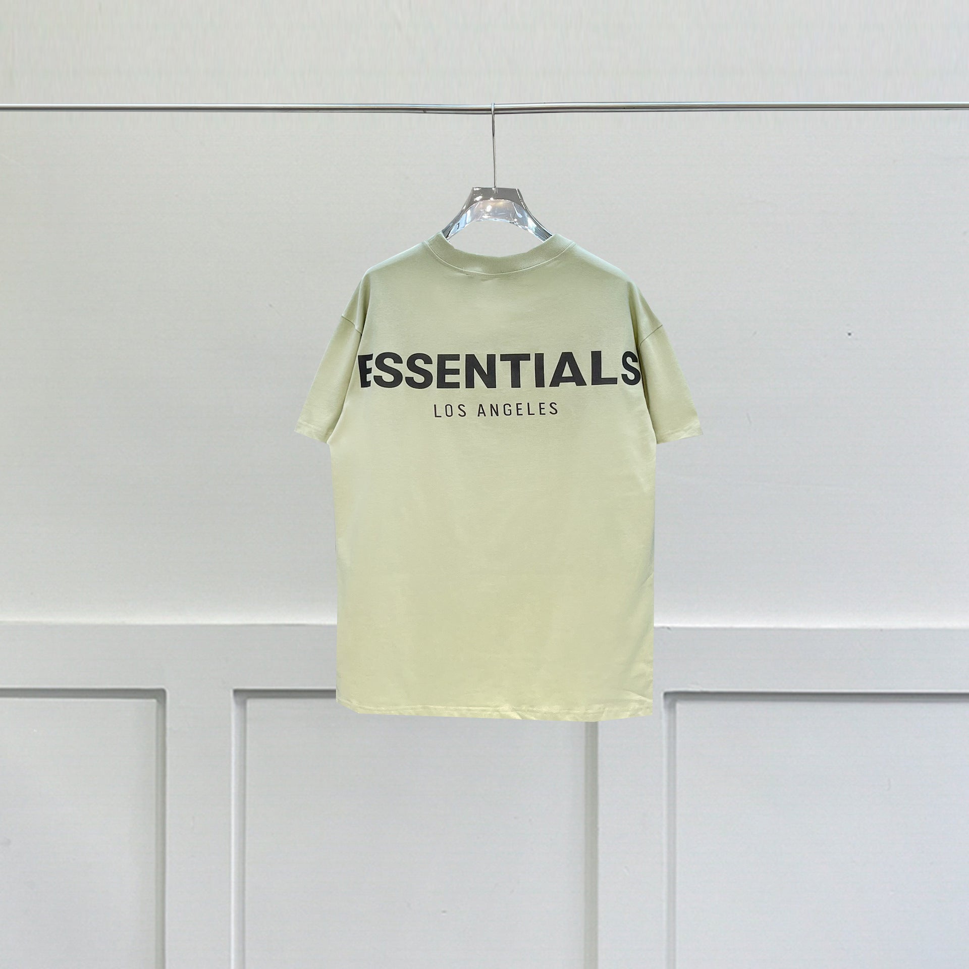 ESSENTIALS TEE